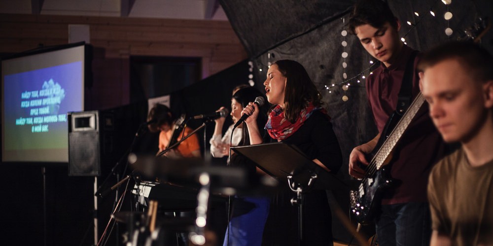 Church Fundraiser Ideas Youth Group Concert Night