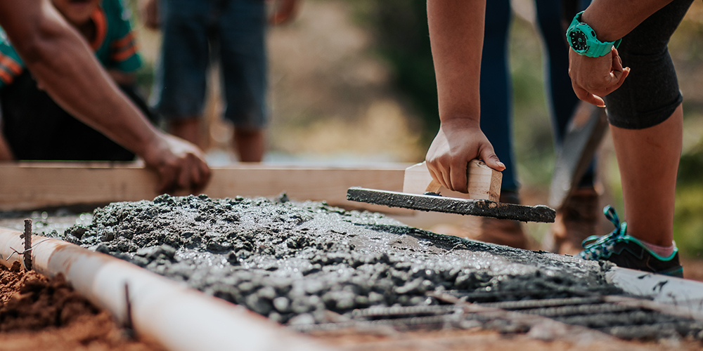 Use inspiring images on donation page